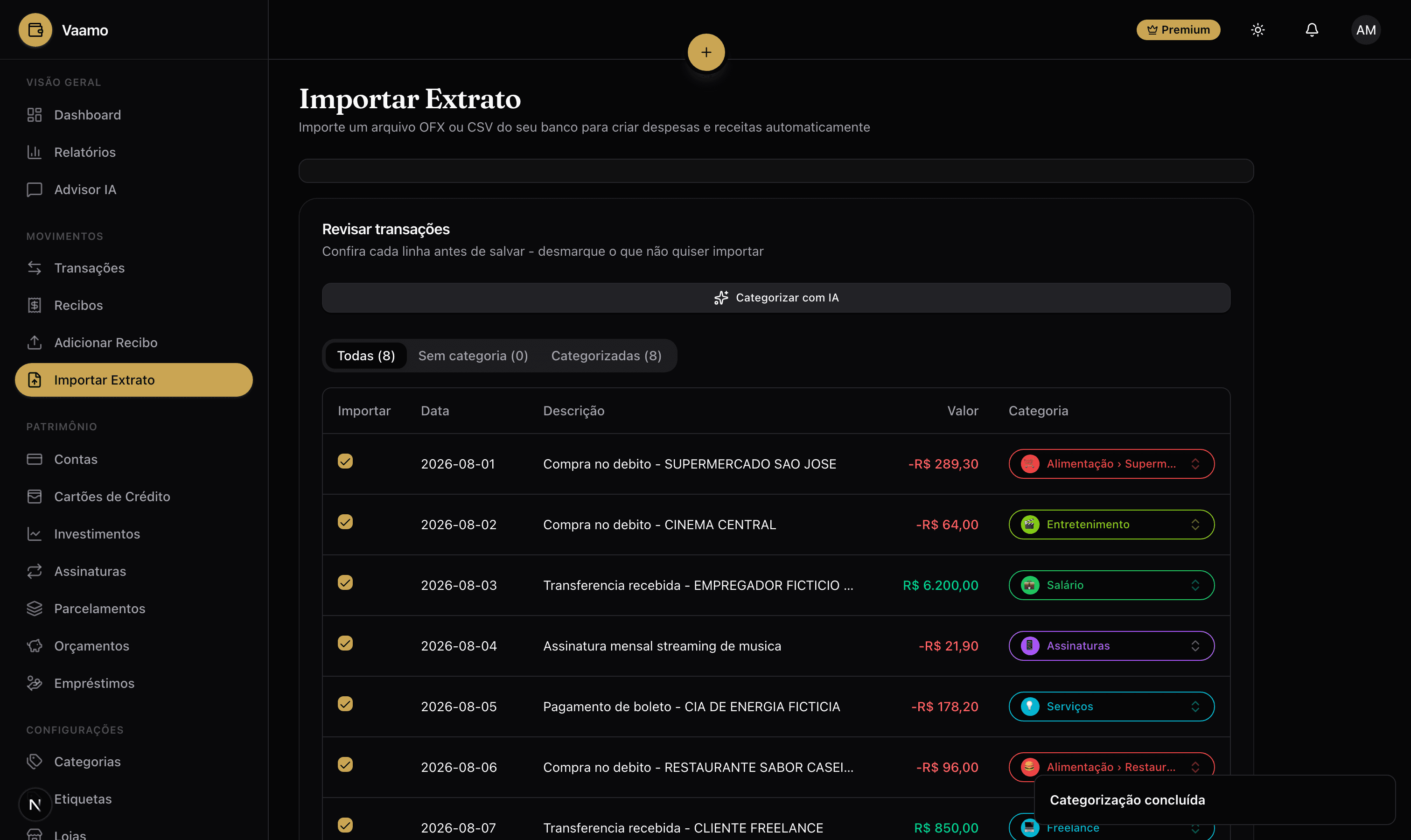 Tela de Importar Extrato do Vaamo — Envie o OFX ou CSV do seu banco e veja cada transação já categorizada automaticamente pela IA.